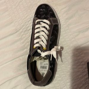 New ED HARDY sneakers.